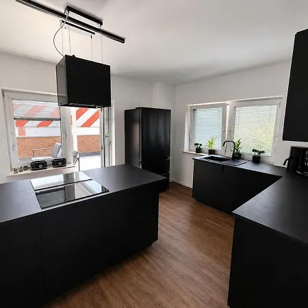 Premium Für Monteure In 300m2 6xschlafzimmer *